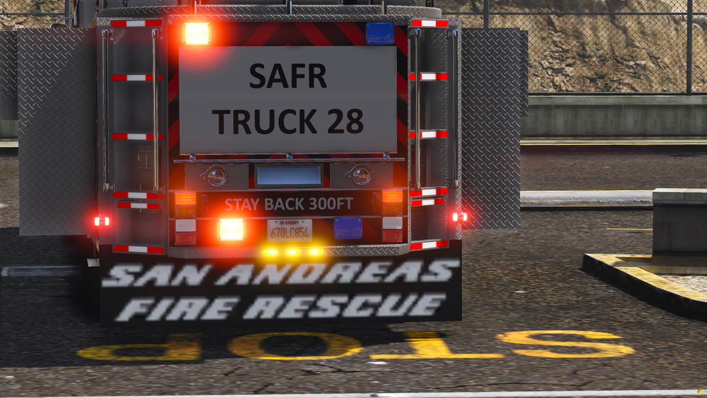 MARAUDER FORCE REAR MOUNT LADDER TRUCK